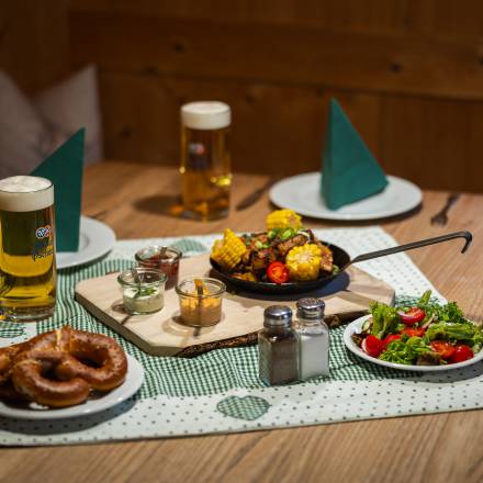 Spareribs Abend in der Gaststube der Edelsberghütte in Pfronten